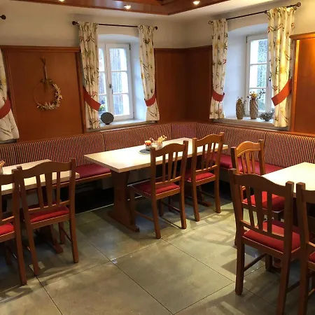 Schmidts Gastehaus Dom wakacyjny